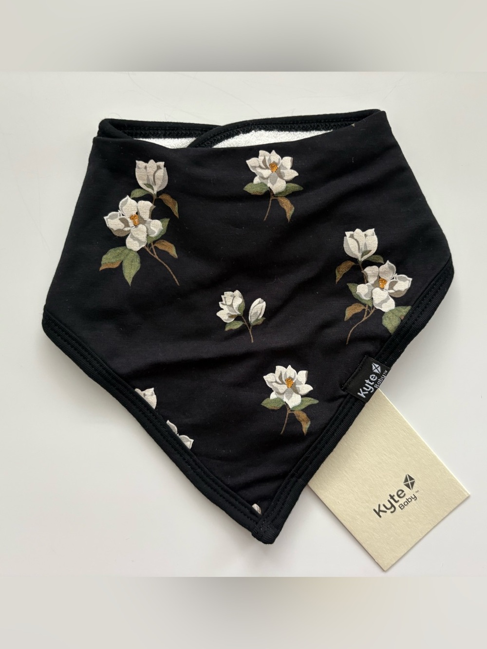 Kyte Baby Bib - Midnight Magnolia
